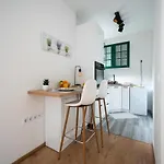 Διαμέρισμα Modern In The Old Town Σαράγεβο